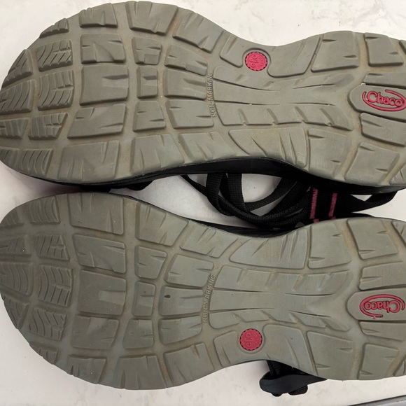 Chaco Women’s ZX/2 classic Preppy Black and Pink Strappy Women's Sandals Size 7 - Picture 7 of 8